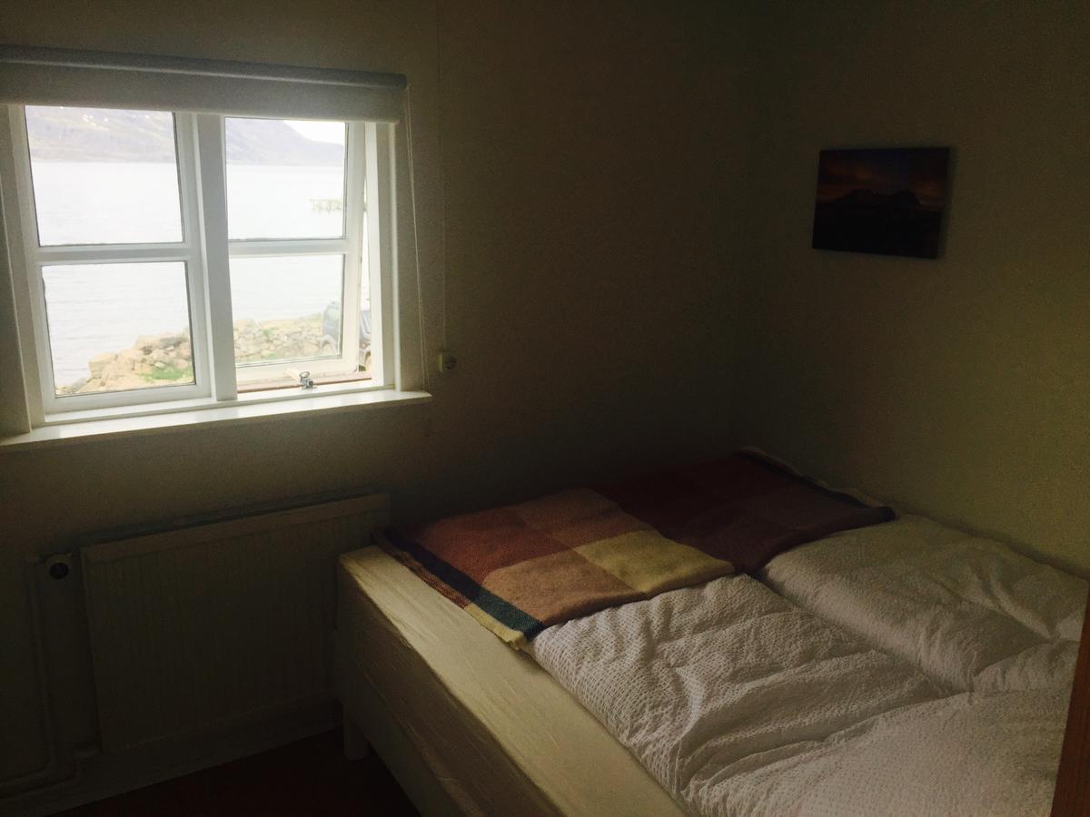 Hotel Djupavik Luaran gambar